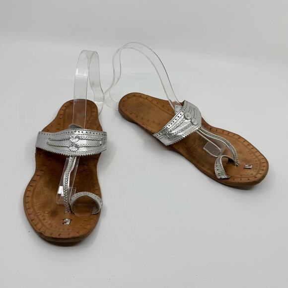 GOSSIP Silver Indian Kolhapuri Chappal Bridal Sandals - Picture 1 of 6